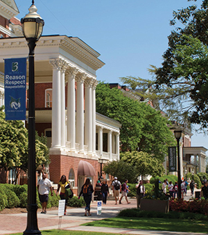 Milledgeville: Hang out on Georgia College’s front yard