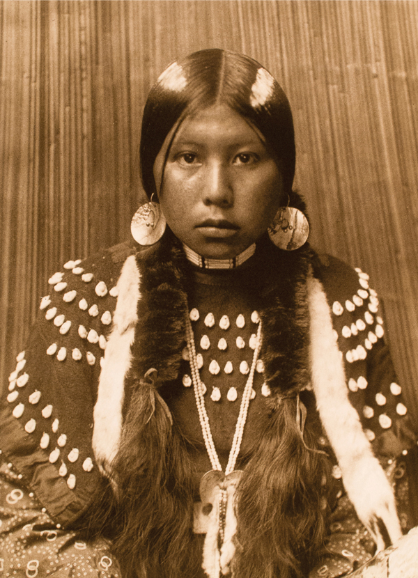 Booth Museum Highlights Edward S Curtis S Portraits Of Native American Women Atlanta Magazine