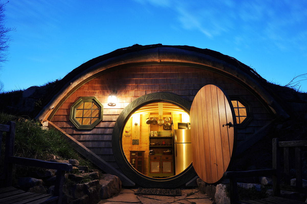 Hobbit hut