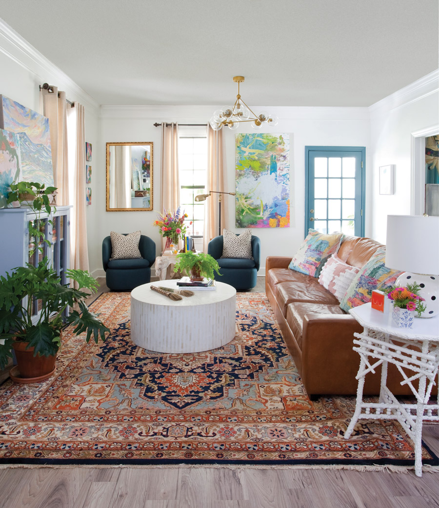 This charming Georgia farmhouse let an Atlanta artist get ...