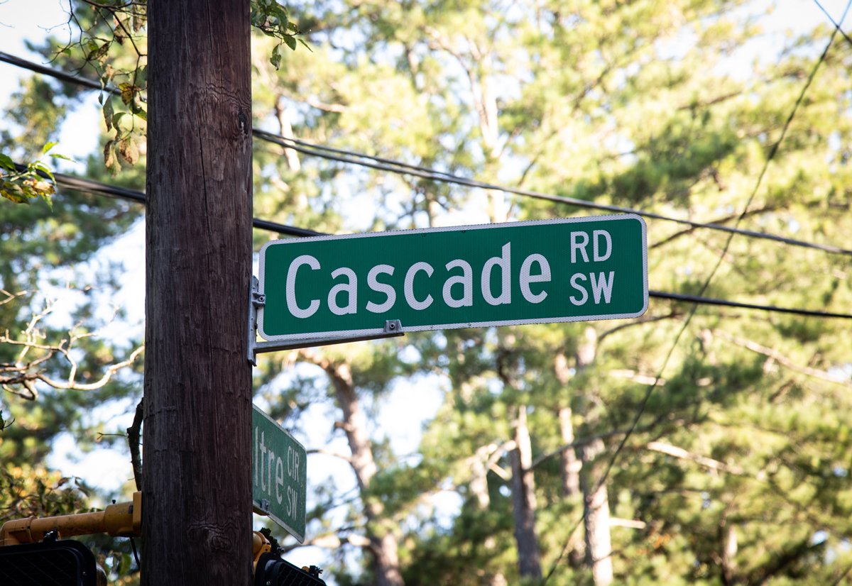 Cascade Road street sign