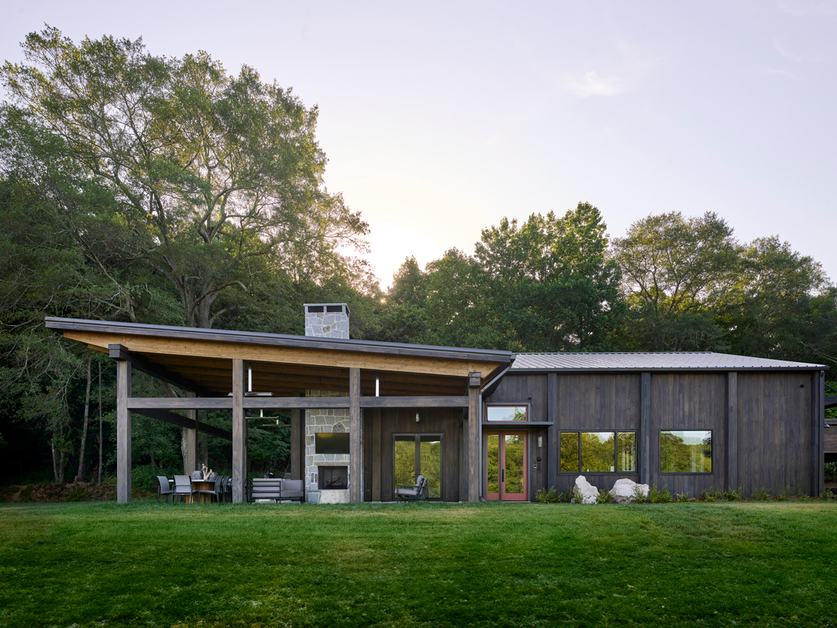 A former airplane hangar is now a Marietta family’s perfect riverside retreat A former airplane hangar is now a Marietta family’s perfect riverside retreat
